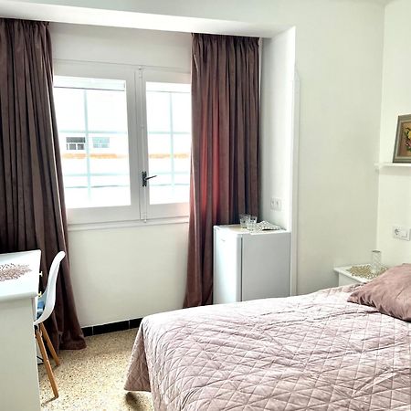 Escondite Central Con Terraza Compartida En La Azotea Росес Екстер'єр фото